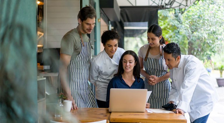 Top Restaurant Branding Agency in Dubai: A 2025 Guide