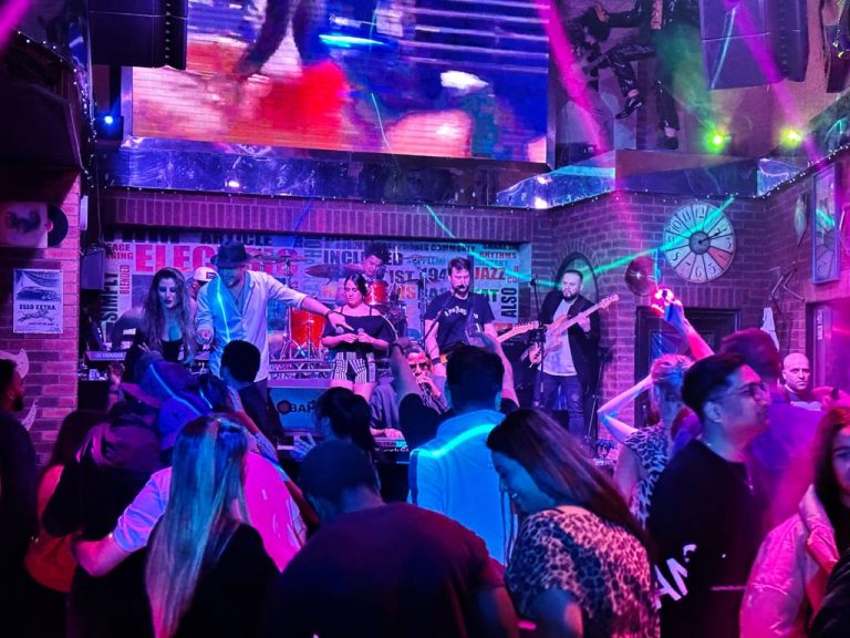 Top Russian Bar in Dubai: Experience Nightlife with Style