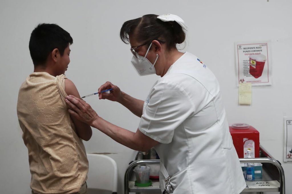 Railus cough, yellow fever, measles …: Why are diseases that believed themselves controlled? | América Futura