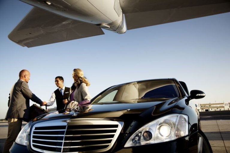 The Ultimate Guide to Toronto Airport Limo Service