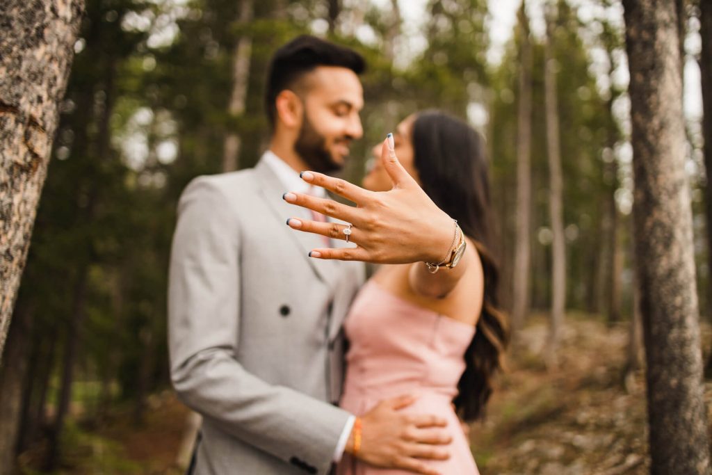 What to Wear for Engagement Photography Aurora CO: Expert Tips