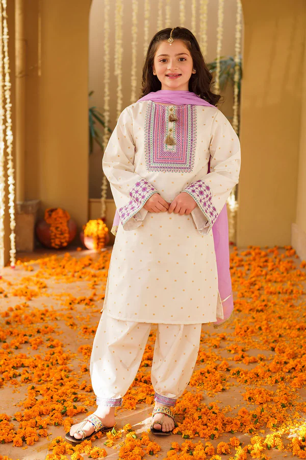 Beautiful Pakistani Girls Suits Designed for Modern Kids