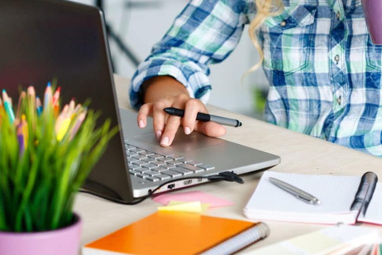 The Ultimate Guide to Choosing Write My Marketing Essay UK Services