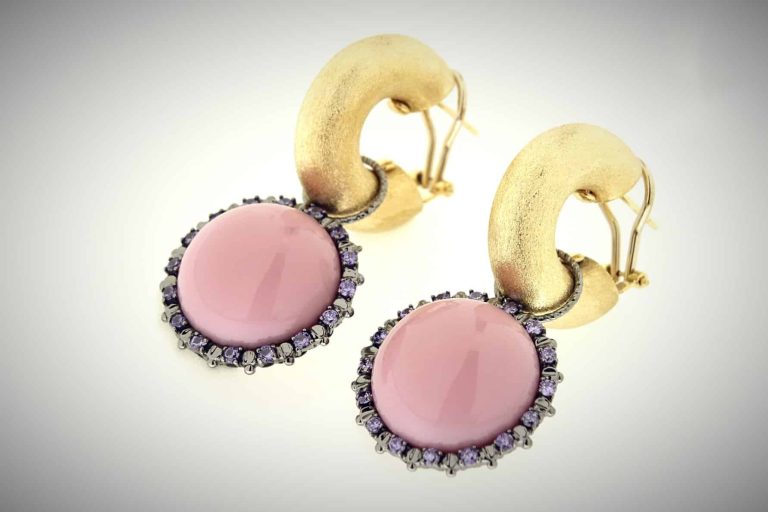 How Dubai Gold Price Impacts Jewelry Buyers