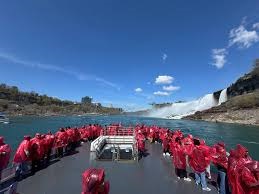 Top Reasons Locals Love the Boat from Toronto to Niagara Falls