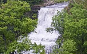 Cycling-Friendly Day Trips from Toronto for Active Travelers